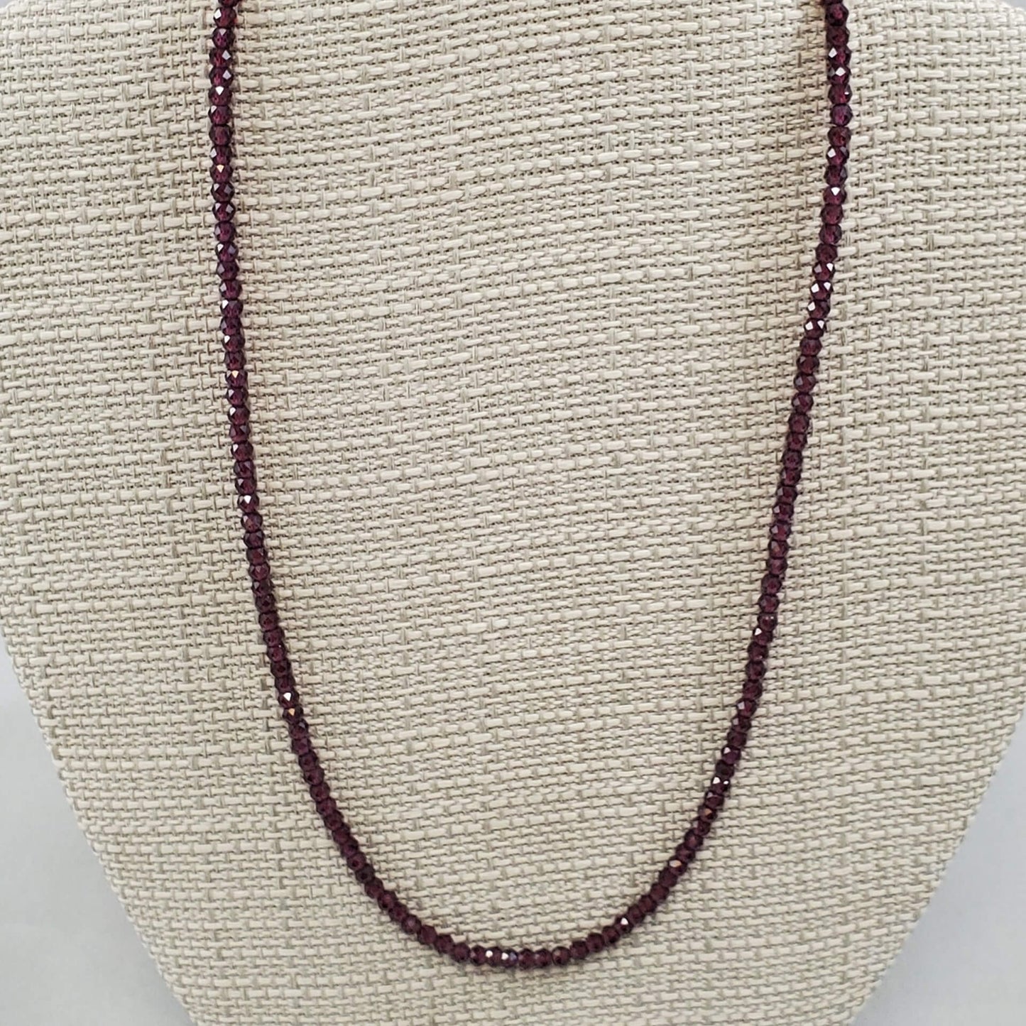 Garnet Necklace w/Rhodium Clasp (17-1/2")